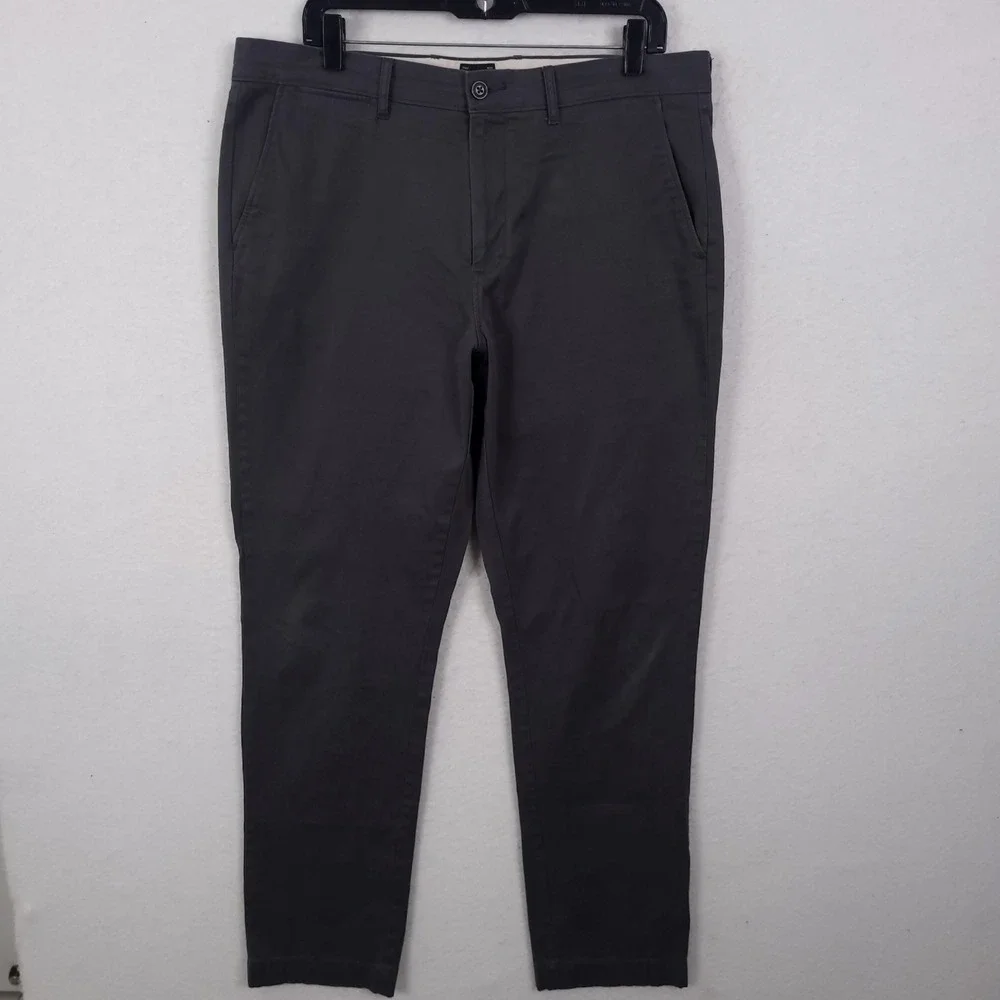 J.Crew 770 Straight Chino Pants Mens 35x32 Fits 35x30 Grey Stretch Twill